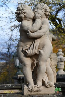 Die Sandsteinfiguren zeigen die Kunstfertigkeit der barocken Bildhauer und Spuren der Alterung. (Bild: Natalia Siedler)